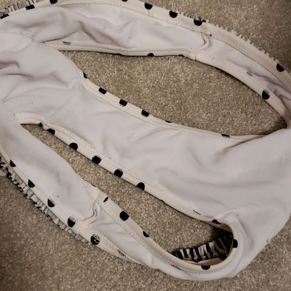L polka dot bikini bottoms ruffle black white